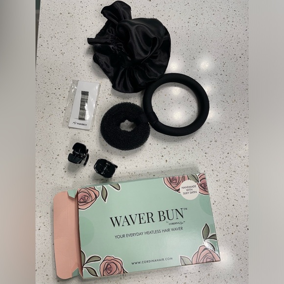 Waver bun Heatless curls - Picture 3 of 3